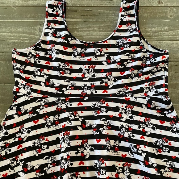 Disney Dress Women’s Size 4 (3XL) White Black Striped Mickey Minnie Sleeveless - Picture 6 of 9
